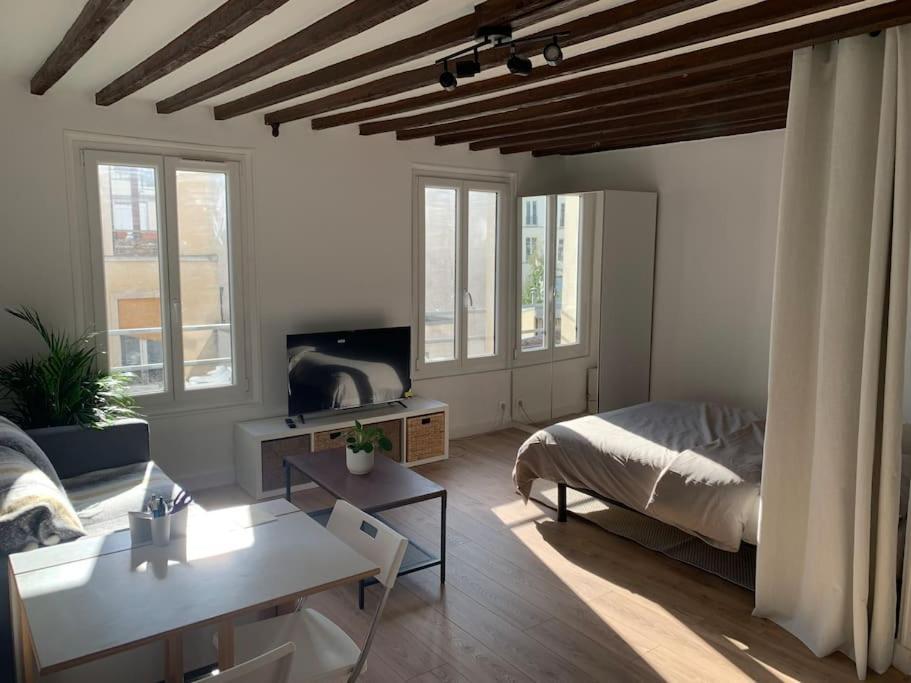 Studio Lumineux, Refait A Neuf, Metro Jourdain ปารีส ภายนอก รูปภาพ